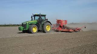 John Deere 8370R amp 8m Vaderstad Rapid Seed Drilling [upl. by Nihi]