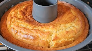 Gâteau en 5 minutes  Le gâteau italien qui fond dans la bouche  Savoureux et très simple [upl. by Enitram]