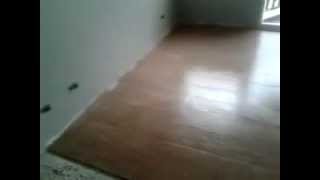 assentamento de porcelanato 20x120 imita madeira portinari parte 1 fabio123 [upl. by Adnorrehs638]