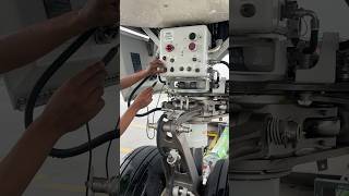 Inserting inter phone to Boeing 787 aircraft dreamliner aviation shorts [upl. by Atnicaj]