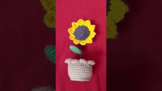 Crochet mini sunflower  for order comments me 🌻amigurumicrochet crochettutorial [upl. by Pineda]