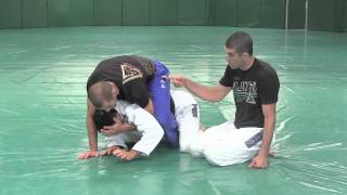 Gracie Breakdown UFC Brazil  Kron vs Shinya [upl. by Hauge]