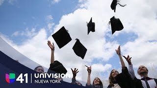 Conoce el programa que ofrece becas para que los estudiantes indocumentados entren a la universidad [upl. by Ahsiled]