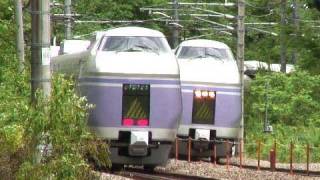 HD カーブを高速通過 振り子特急スーパーあずさ号2 E351系特急電車 [upl. by Tteragram]