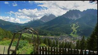 Glinzhof Bauernhof Urlaub Innichen Dolomiten Südtirol Roter Hahn [upl. by Westerfield]