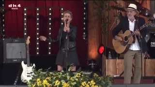 Michelle Birkballe  Cry to me Live [upl. by Pesek]