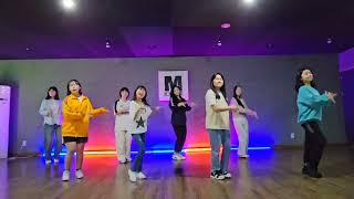 MDANCE Magnetic  ILLIT KPOP COVER 중등부M댄스용원본점 [upl. by Eidur]