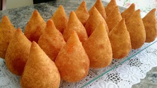 COXINHA COM MASSA DE BATATASEQUINHA POR FORA CREMOSA POR DENTRO [upl. by Arda346]