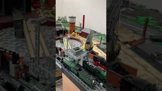 Bekohlungsanlage im Bahnbetriebswerk am kleinen Bahnhof legotrain legoeisenbahn lego legocity [upl. by Wendt]