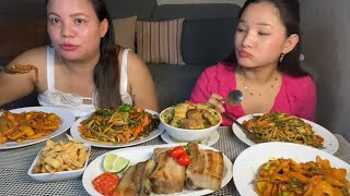 Akabareko shaat ma tato alu nimki vegetable chawomin pork thukpa pork belly fry mukbang [upl. by Sianna]