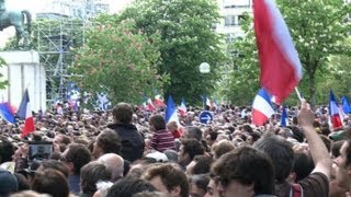 A Paris Sarkozy fête quotsonquot 1er mai en fustigeant la gauche [upl. by Akimaj232]