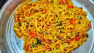 मेगी केसे बनाते हैं मसाले दार मेगी 🤤 Maggi kese bnate Hai msale Dar Maggi maggi trend Maggi recipe [upl. by Wilmette]