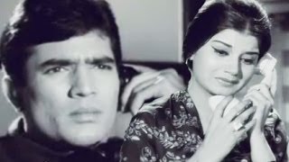 Rajesh Khanna Secretly Talks With His Girlfriend  Aurat  Scene 1825 [upl. by Hnacogn]