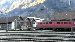 Bahnverkehr in Erstfeld am 03032012  SBB Ae 66 auf der Schiebebühne [upl. by Mallorie814]