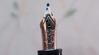 Writing with an Oblique Broad nib on a Montblanc Meisterstück 146 [upl. by Storer444]