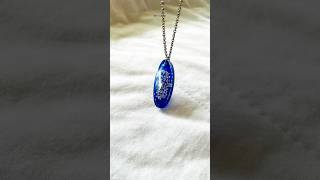 Resin floral pendant making resinart shorts [upl. by Ragas256]