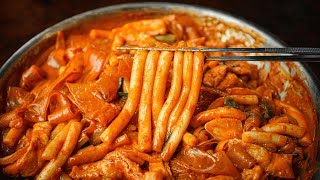 Korenin Meşhur Tteokbokki Tarifi 👌🏻 [upl. by Ahsilaf]