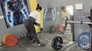 Dead lifting 🏋️‍♂️🏋️‍♂️ [upl. by Yensehc666]