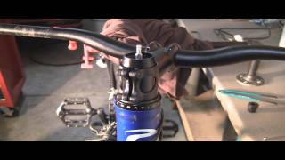 Cannondale Headshok Fork Rebuild Part 1 F600 Mountain Bike Example [upl. by Tegdirb]