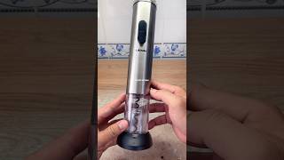 Electric corkscrew with foil cutter wine openerKhui rượu vang dùng pin [upl. by Asilahs]