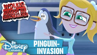 WOLKIG MIT AUSSICHT AUF FLEISCHBÄLLCHEN  Clip Pinguininvasion  Disney Channel [upl. by Henrique]