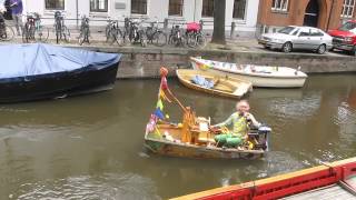 Amsterdam Canal Busker Trumpet amp Organ Performance [upl. by Hallam380]