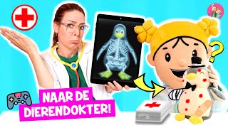 DE ZOETE ZUSJES LEREN DIEREN BETER MAKEN bij DE DOKTER Een Pinguin Met Stippen ❤️DeZoeteZusjes❤️ [upl. by Jeraldine]