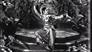 Senthamarai 1962  Padmini dance  Paadamaten naan paadamaten [upl. by Llirred]