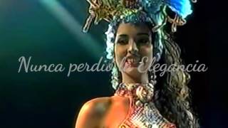 ¿Por qué Amelia Vega siempre se robó el show en Miss Universe 2003 Mejor Traje Típico [upl. by Jaquenetta]