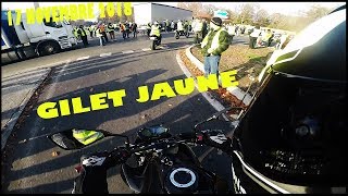 MOTO  GILET JAUNE  17 NOVEMBRE 2018 FONTAINEBLEAU [upl. by Sancho]