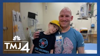 Mukwonago man saves a life while running the Chicago marathon [upl. by Luane690]