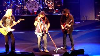 Lynyrd Skynyrd Free Bird LIVE at Hammersmith Apollo London April 23 2015 [upl. by Maurine240]