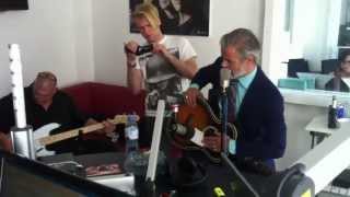 Triggerfinger quotI Follow Riversquot  live bei STAR FM [upl. by Goldman]