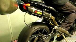 r1 2009 ligne complete AKRAPOVIC [upl. by Ahsinawt]