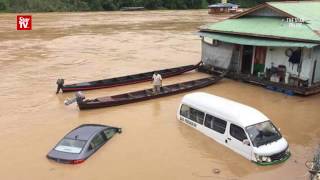 Sg Tembeling water level spiked after continuous rain submerging vehicles [upl. by Golding]