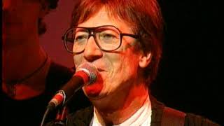 HANK MARVIN Ben Marvin and Band LIVE quotLucille  Rip it up  Blue suede shoesquot singing [upl. by Wolsniw]