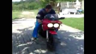 Suzuki GSXR 750 sound [upl. by Harbot]