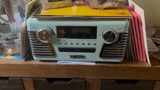 Victrola 50s Retro Bluetooth Record Player amp Multimedia Center Quick Review [upl. by Griffin]