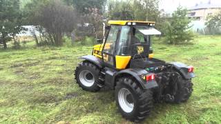 JCB Fastrac 2135 [upl. by Berget500]