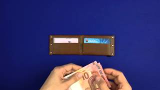 The Card Rivet  wallet capacity [upl. by Garson238]