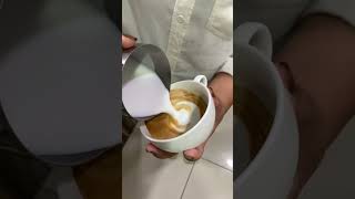 Tulip latte art [upl. by Nebe]