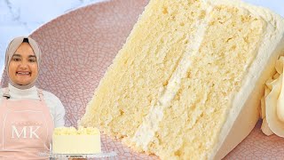 I couldnt believe it The most soft velvety WHITE CAKE Ive ever made White vanilla cake recipe [upl. by Jarrett]