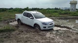 Isuzu v cross 4x4 almost stuck in deep mud [upl. by Pass]