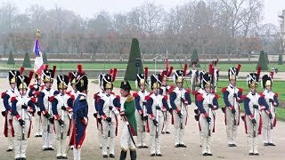 Les Grognards de lempereur  Garde républicaine  Fontainebleau 2004 [upl. by Weyermann]