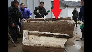 Road Workers Find Eerie Coffin With 700 Year Old thing Inside [upl. by Delanos]