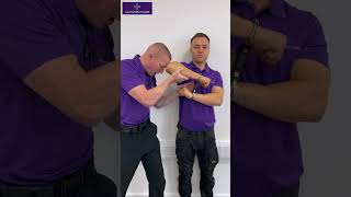 Block the elbow before taking off the handcuffs  Handcuff Training Course short [upl. by Rdnaskela]