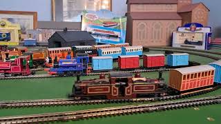 Bachmann Double fairlie pulling Red and 2 Blue coaches with Red brakvan [upl. by Carling]