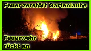 🔥VOLLBRAND einer Gartenlaube🔥Feuerwehr rückt zu nächtlichen FEUER im Leipziger Osten an🚒🚨 [upl. by Aikemaj]