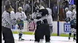 Stu Grimson vs Marty McSorley 31694 [upl. by Jeralee]