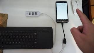 Keyboard amp Mouse connected to Android Smartphone LG G3 USB Hub [upl. by Yenaj780]